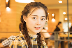 在校学生